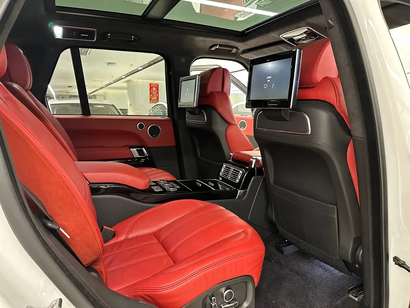 Land Rover Range Rover 2015 3.0 TDV6 Vogue фото 16