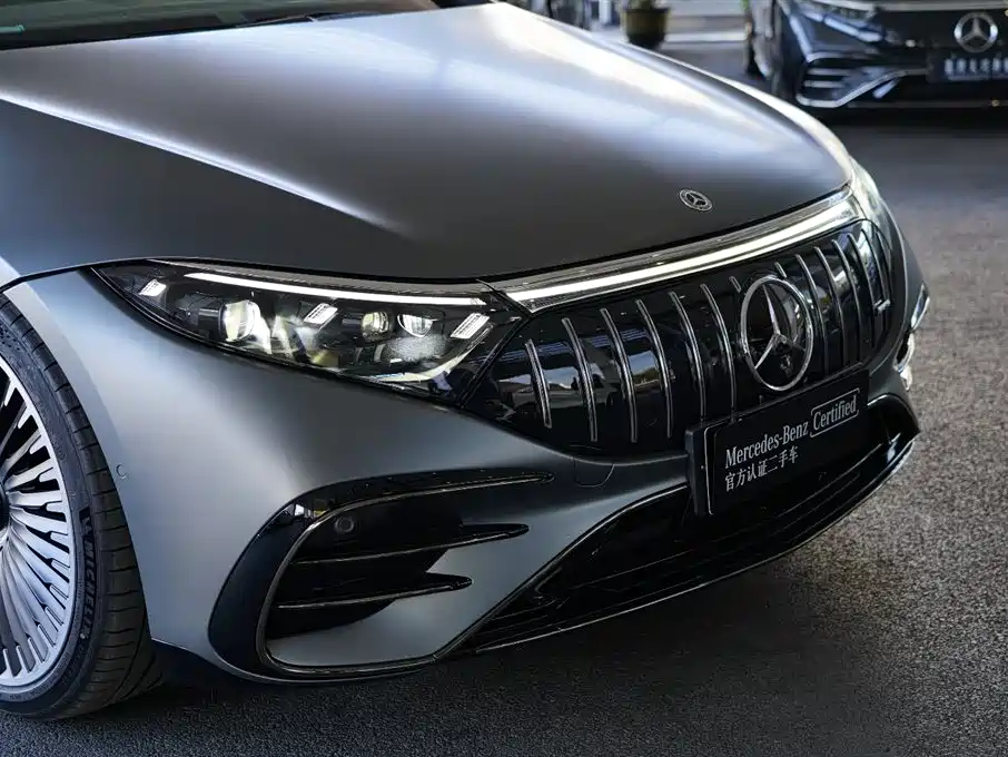 MERCEDES-BENZ EQS AMG