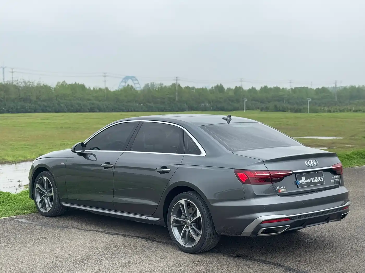 Audi A4L 2020 40 TFSI Fashion Dynamic Edition фото 14