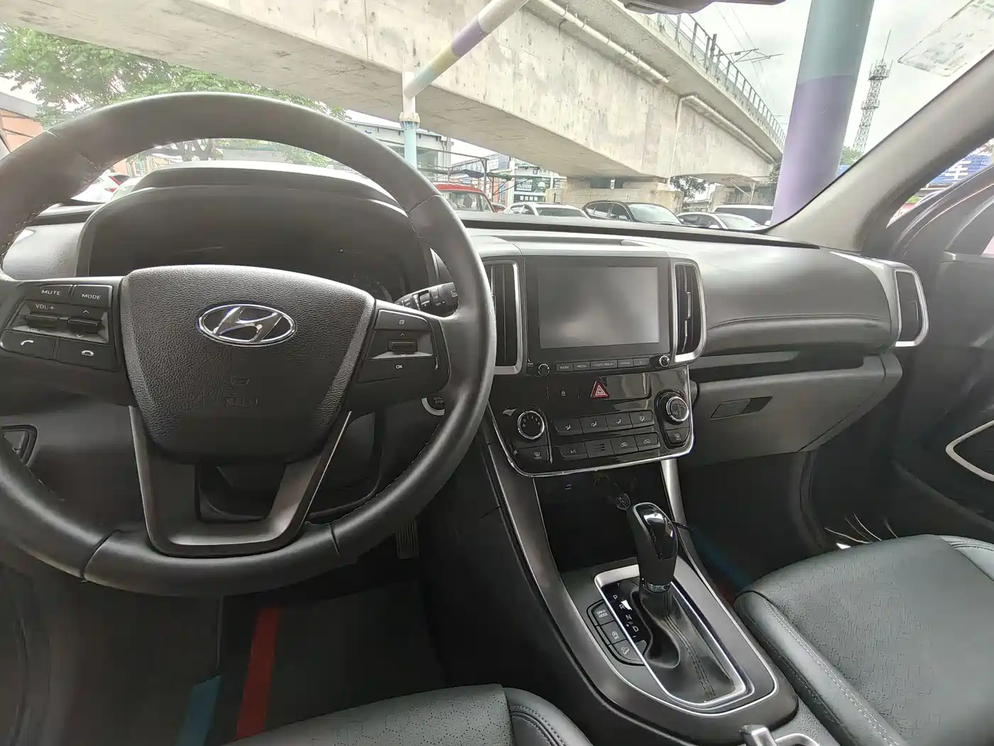 Hyundai Beijing Hyundai ix35 2018 2.0L Automatic 2WD Zhiyong·Enjoyment Edition фото 9