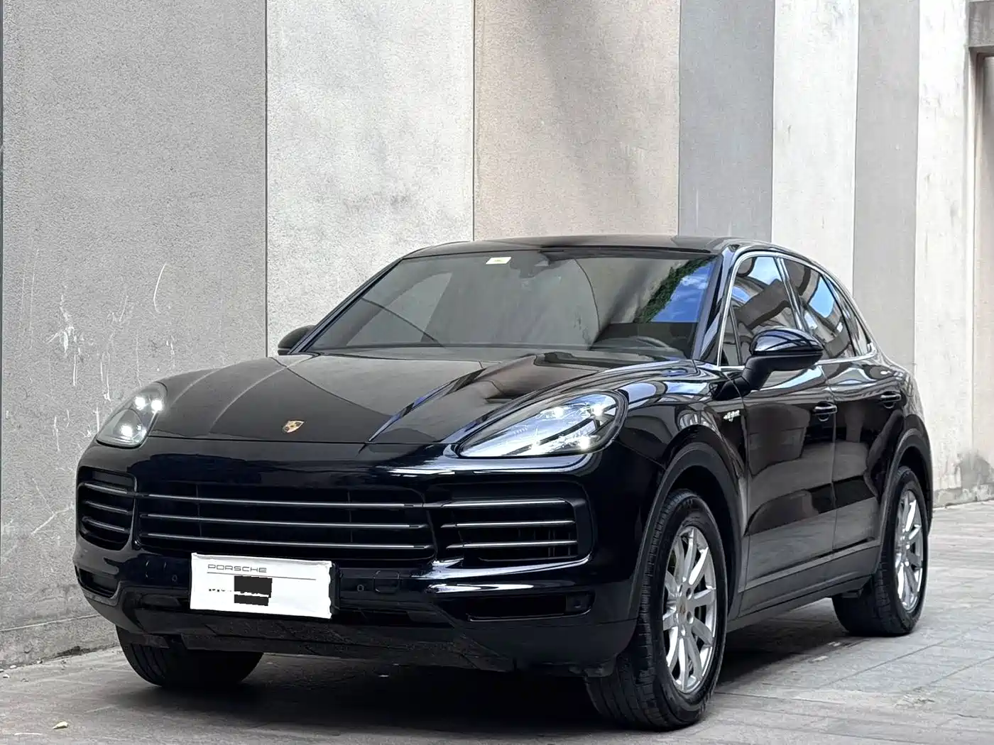 Porsche Cayenne New Energy 2019 Cayenne E-Hybrid 2.0T фото 7