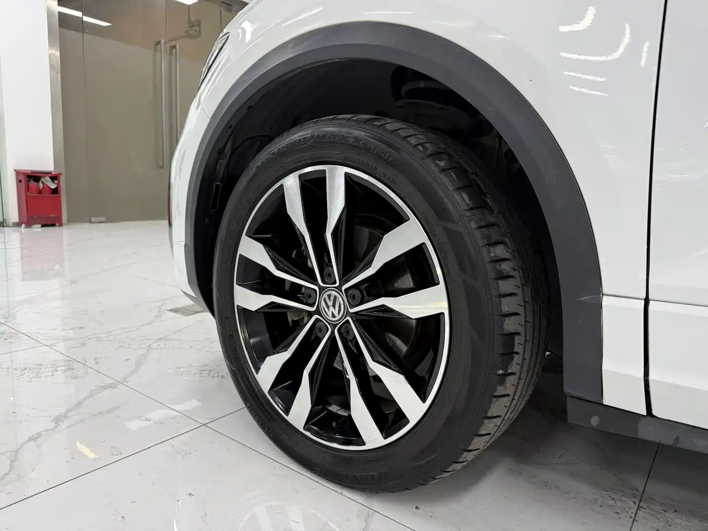 Volkswagen T-ROC 2020 280TSI DSG 2WD R-Line Pro фото 6