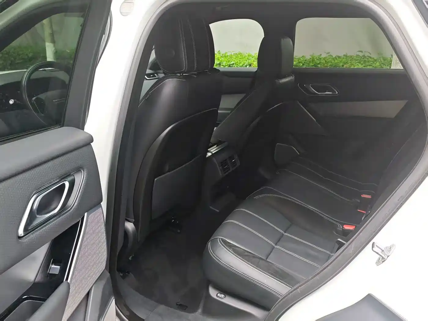 Land Rover Range Rover Velar 2017 P380 R-DYNAMIC SE фото 10