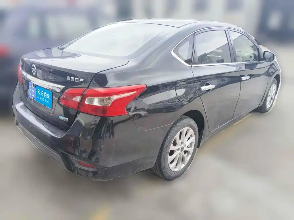 Фото 2 - Nissan Sylphy