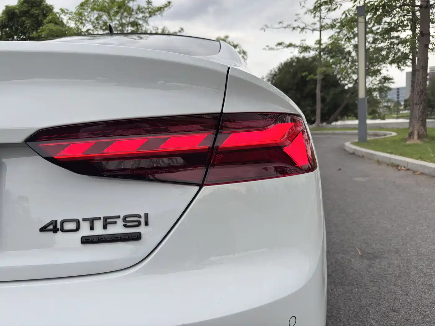 Audi A5 (Import) 2024 Sportback 40 TFSI quattro Luxury Dynamic фото 23