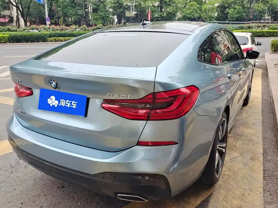 BMW 6 Series GT 2018 640i xDrive M Sport Package фото 3