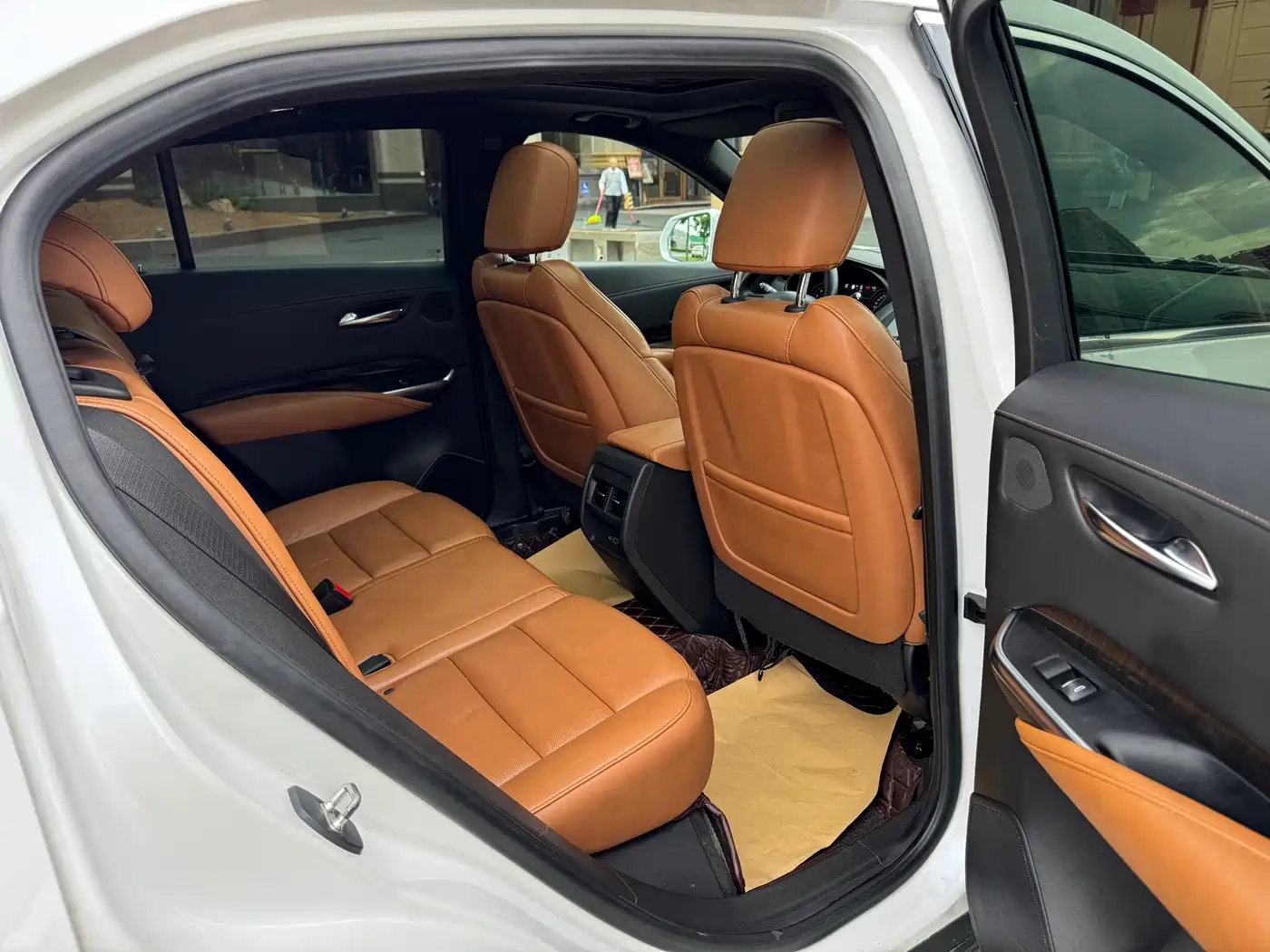 Cadillac XT4 2019 2018 28T AWD Platinum Edition