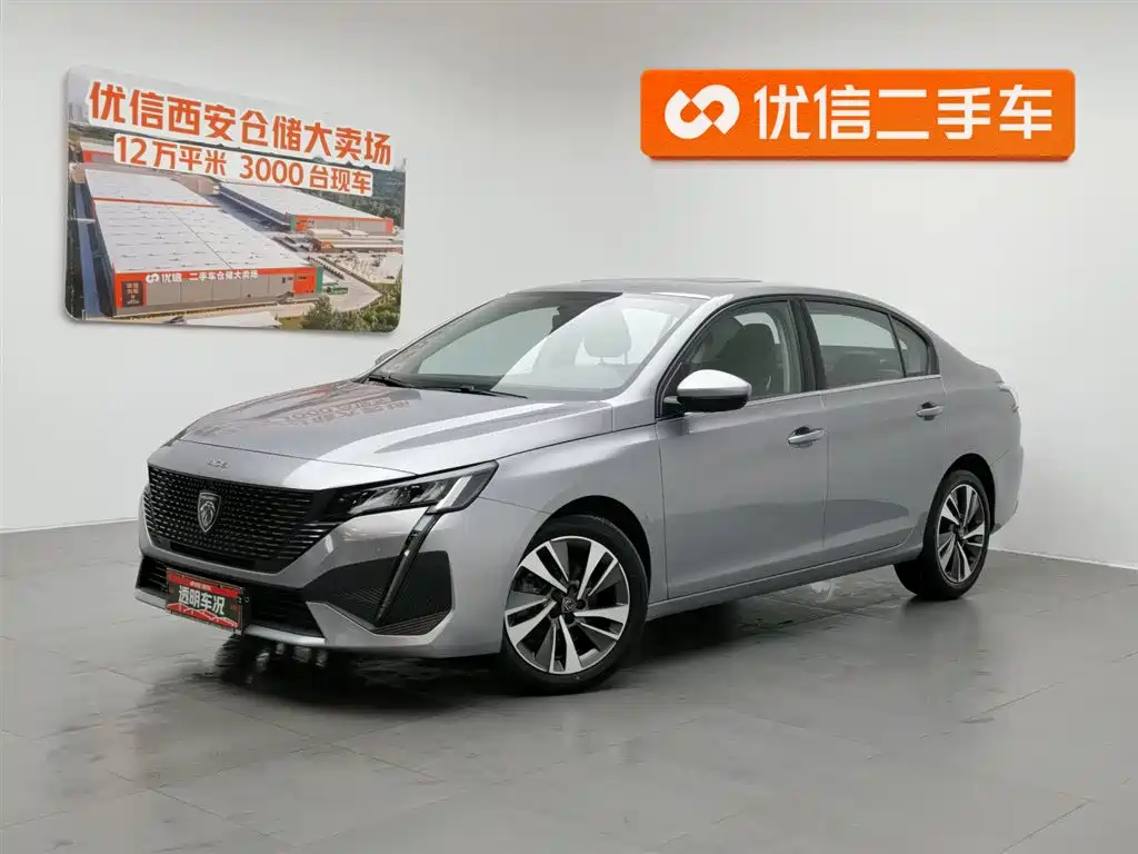 Peugeot 408 2022 1.6T Light Chaser Edition