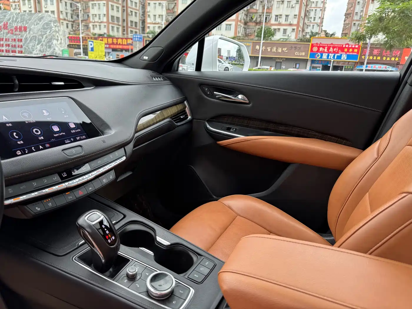 Cadillac XT4 2019 2018 28T AWD Platinum Edition
