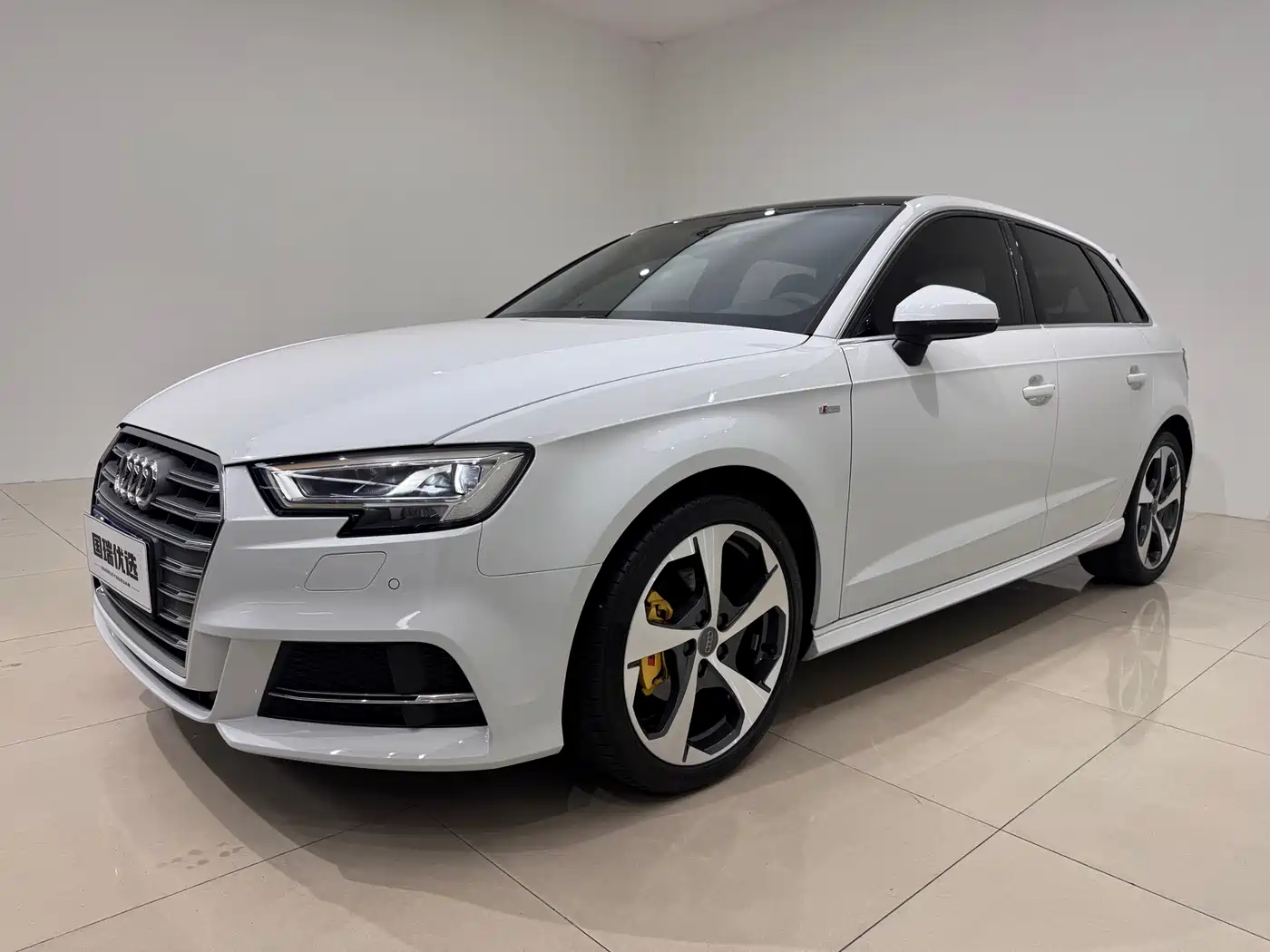 Фото 1 - Audi A3