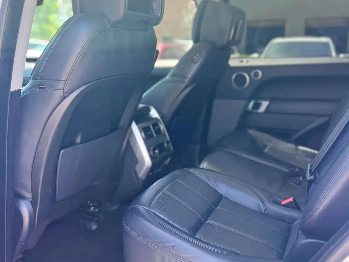 Land Rover Range Rover Sport 2020 3.0 L6 HSE DYNAMIC фото 5