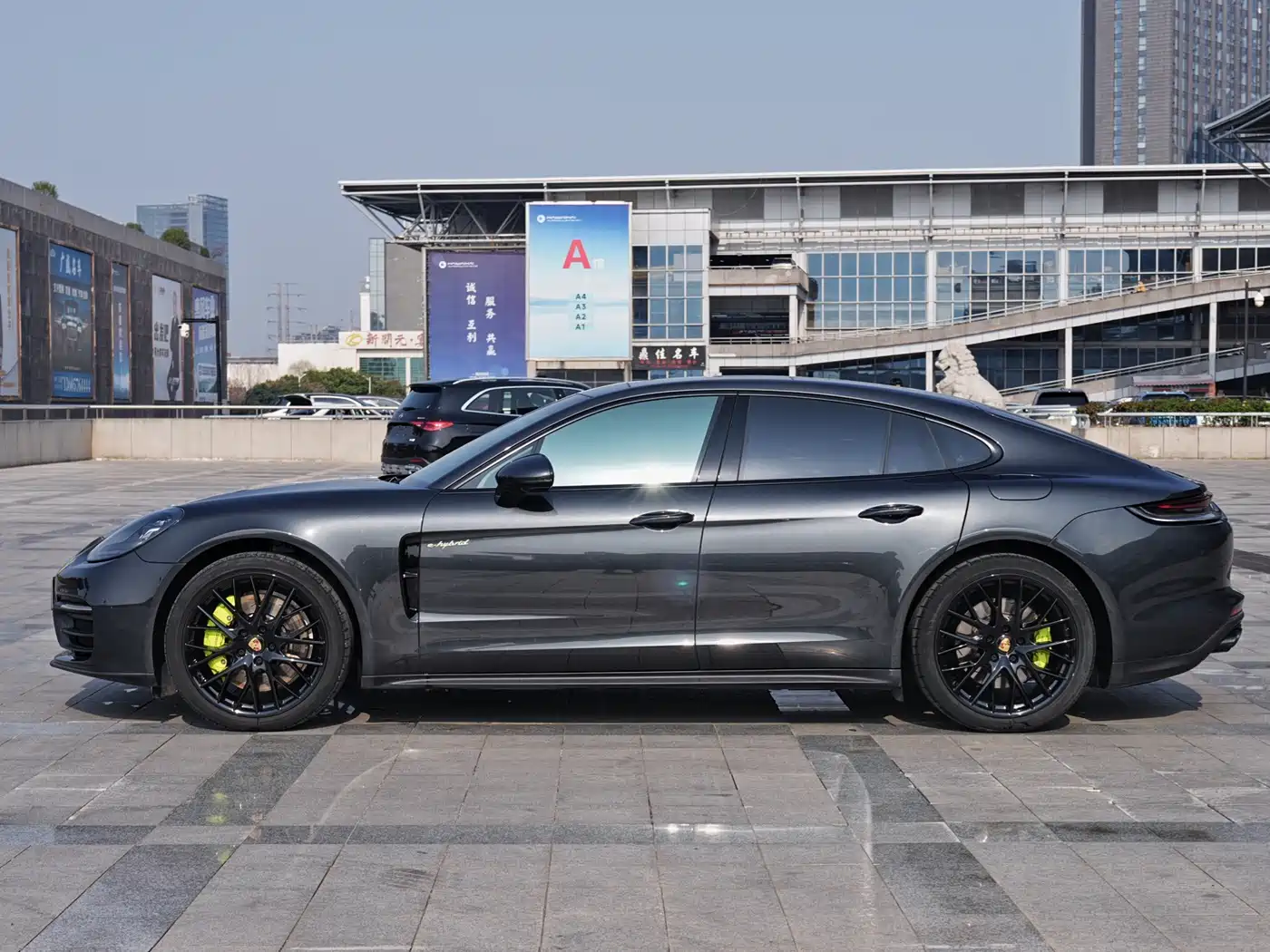 PORSCHE PANAMERA NEW ENERGY