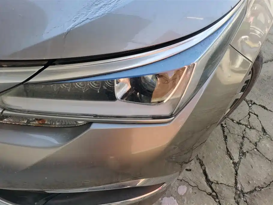 Toyota Corolla 2017 Facelift Hybrid 1.8L E-CVT Elite Edition фото 5