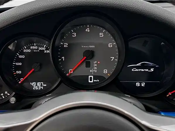 Porsche 911 2016 Carrera S 3.0T фото 16