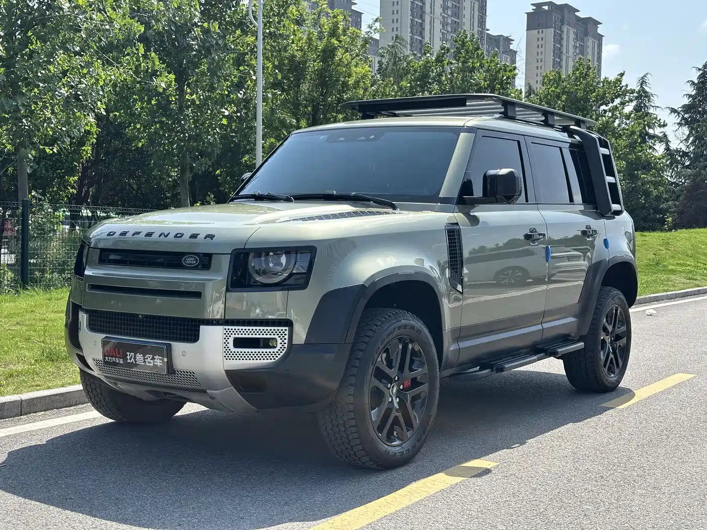 Land Rover Defender 2021 110 P400 Dark Special Edition