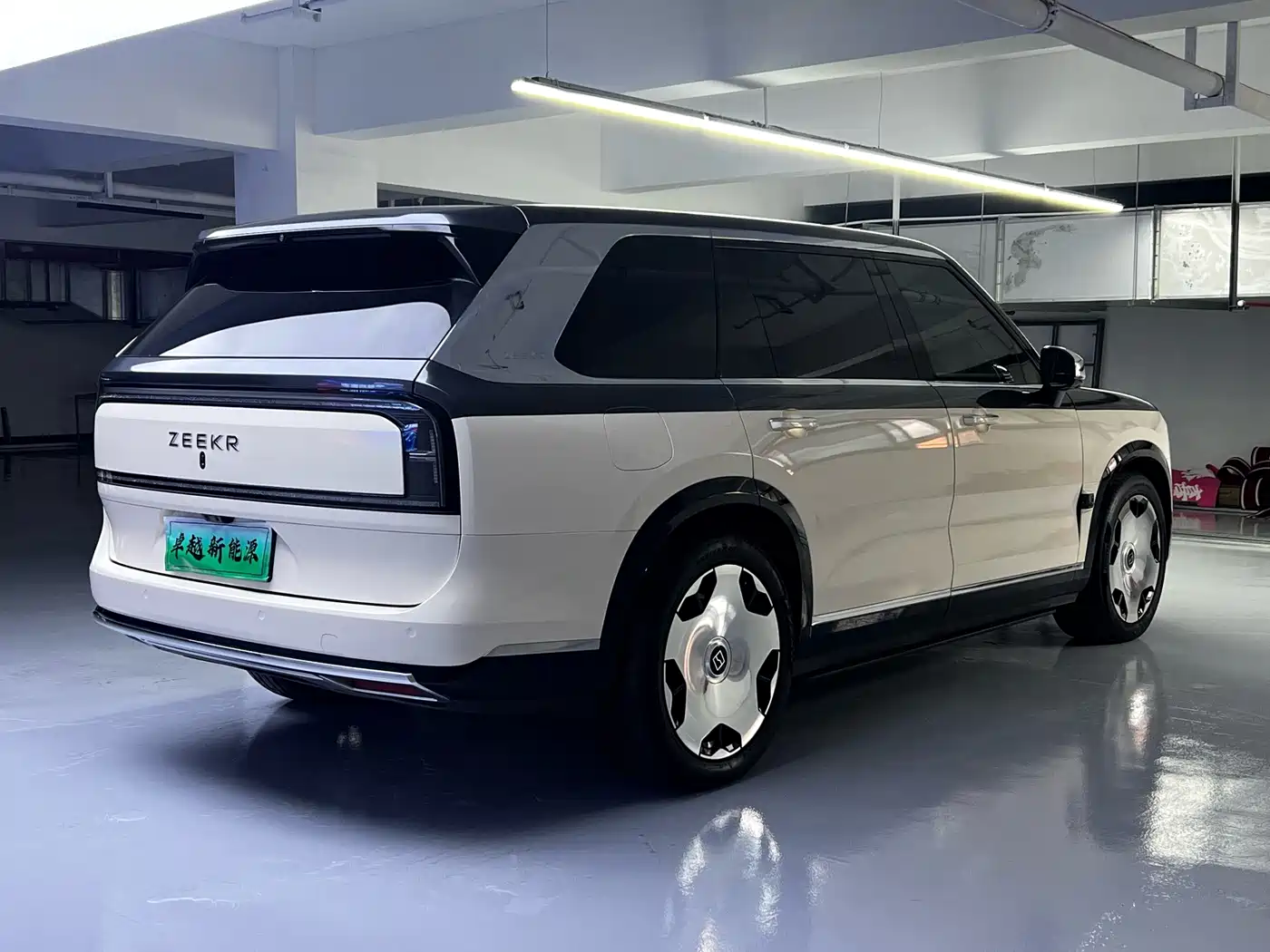 ZEEKR 9X 2026 2025 Model Standard