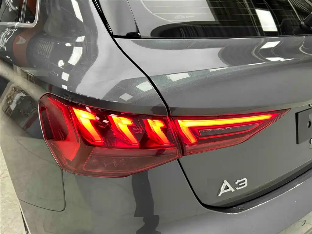 Audi A3 2023 Facelift Sportback 35 TFSI Fashion Sport фото 19