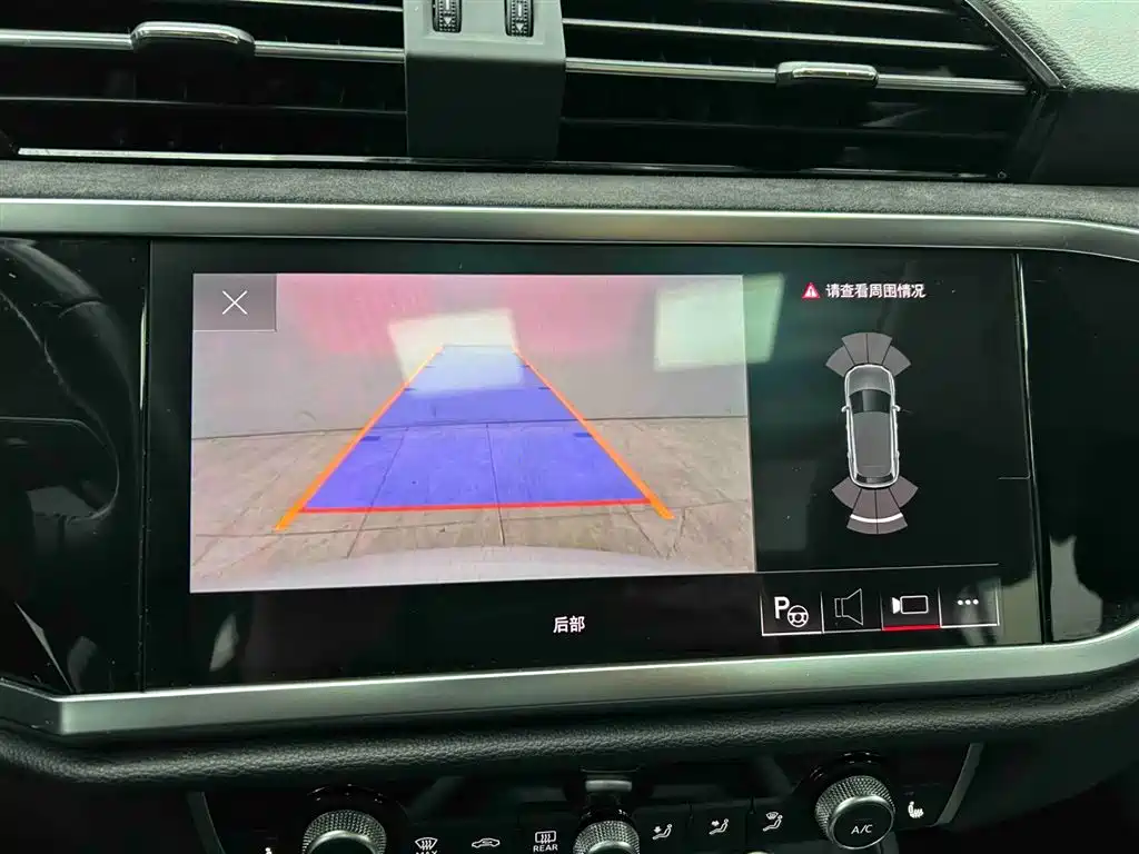 Audi Q3 2022 35 TFSI Fashion Dynamic фото 7