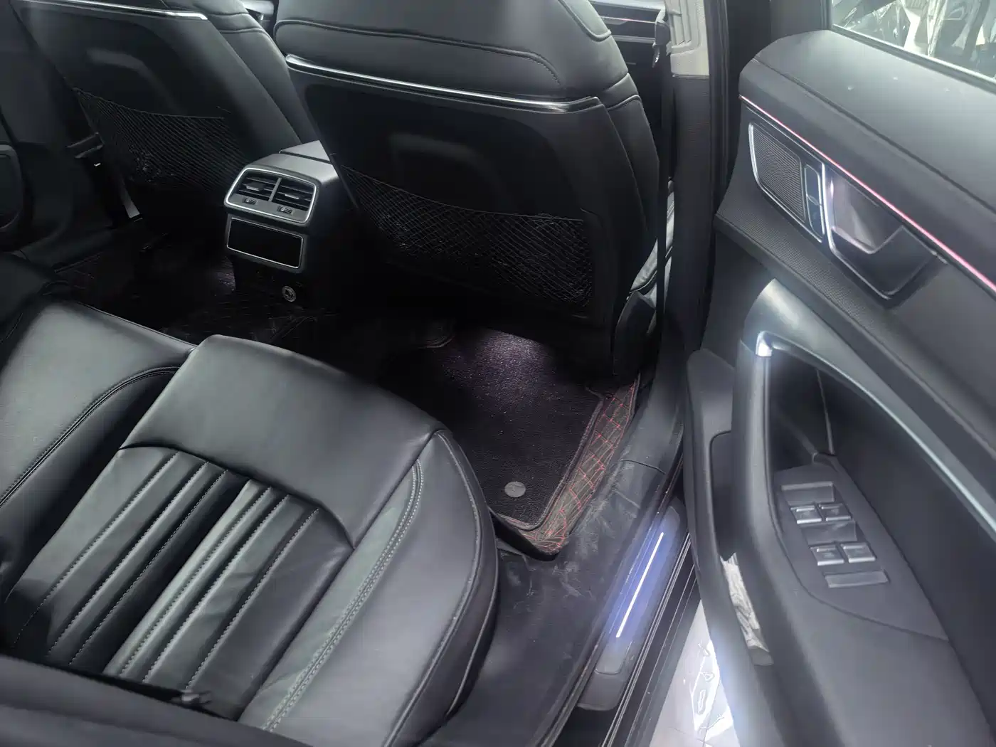 Audi A6L 2024 45 TFSI Premium Dynamic фото 18