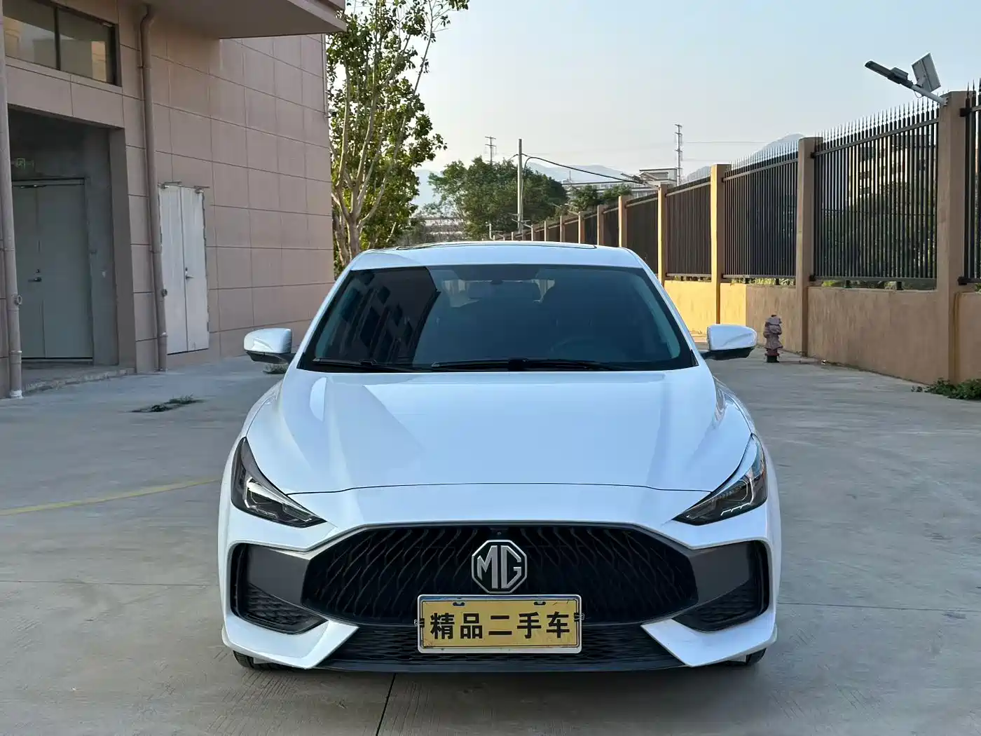 Фото 2 - MG MG5