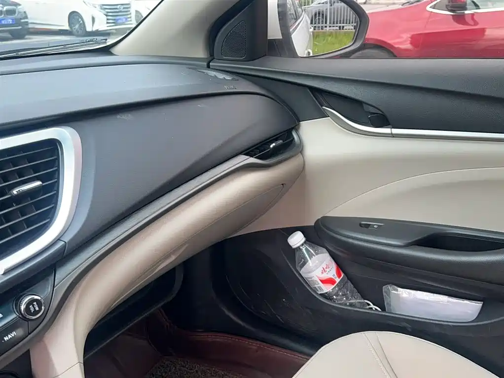 Buick Excelle 2015 18T Dual-Clutch Elite фото 17