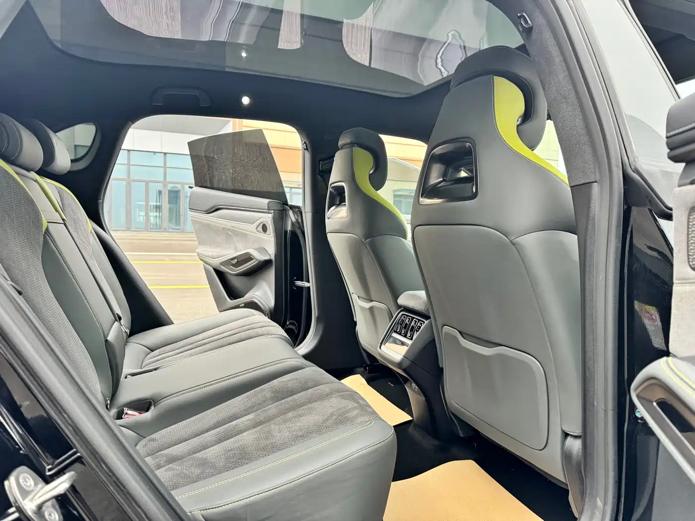 BYD Song L EV 2024 Model 602km AWD Excellence фото 10