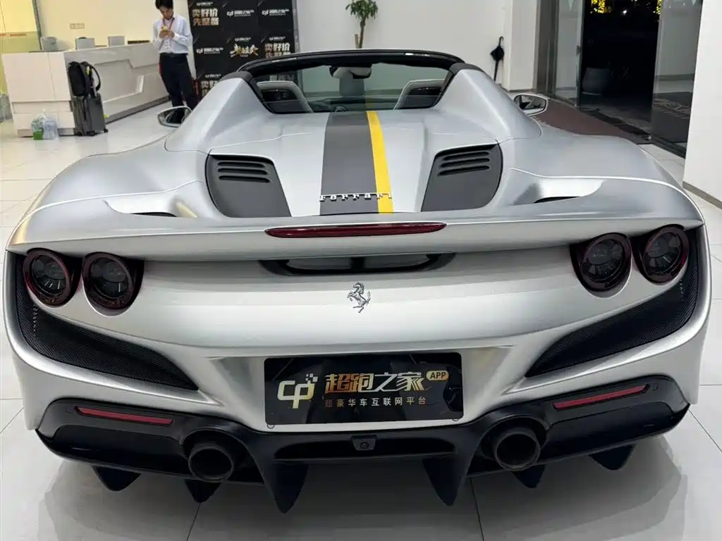 Ferrari F8 2020 Spider 3.9T V8 фото 5