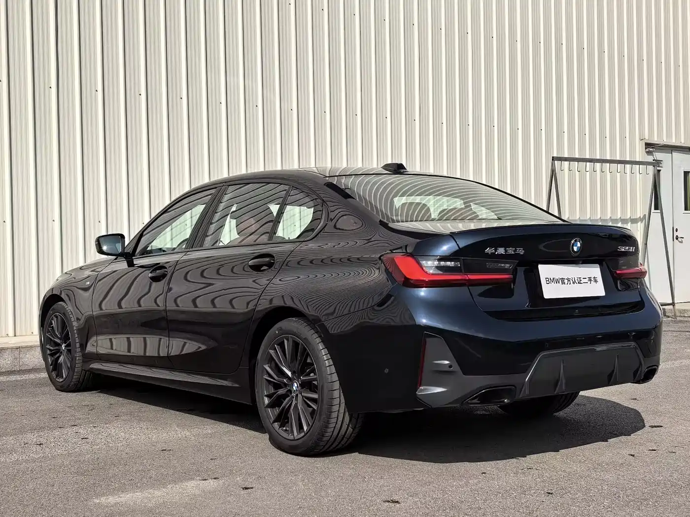 BMW 3 Series 2024 325Li M Sport Shadowline Package фото 12