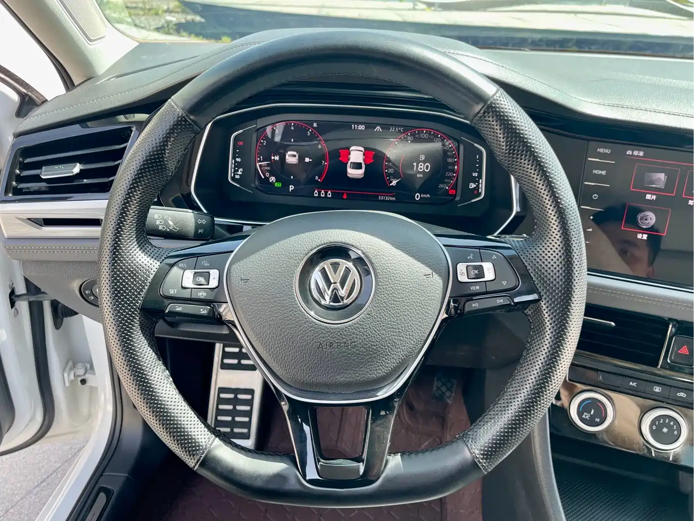 Volkswagen Sagitar 2022 280TSI DSG Surpassing Edition фото 12