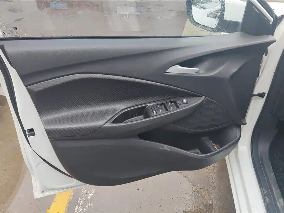 Chevrolet Cavalier 2021 325T Auto Joy Edition фото 7
