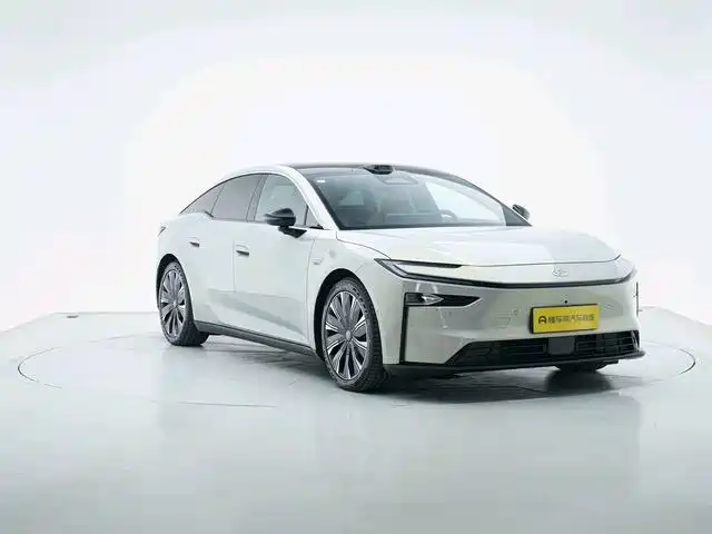 Toyota bZ7 2026 2026 Model 700 Max LiDAR Edition
