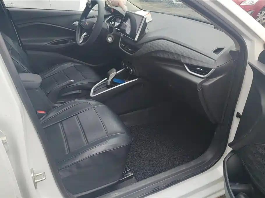 Chevrolet Cavalier 2021 325T Auto Joy Edition фото 8