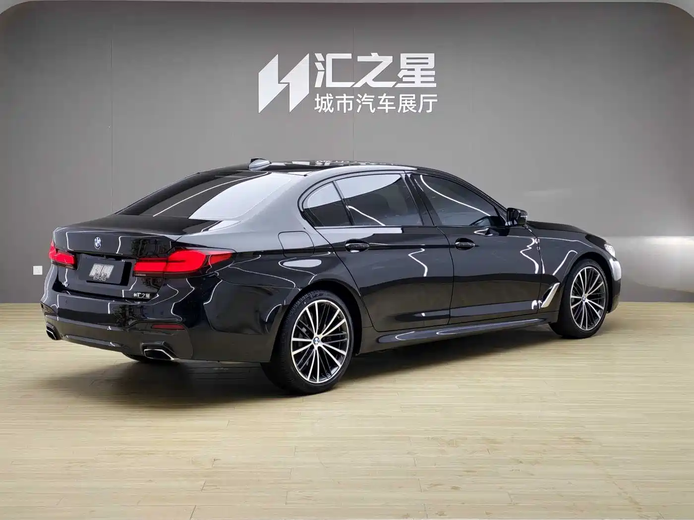 BMW 5 Series 2019 Facelift 530Li xDrive M Sport Package фото 2