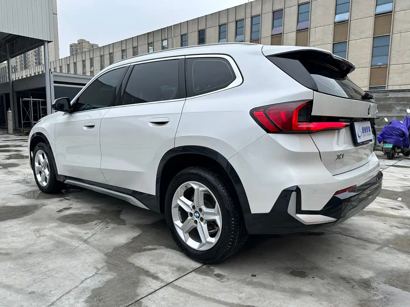 BMW X1 2023 sDrive20Li X Design Package фото 4