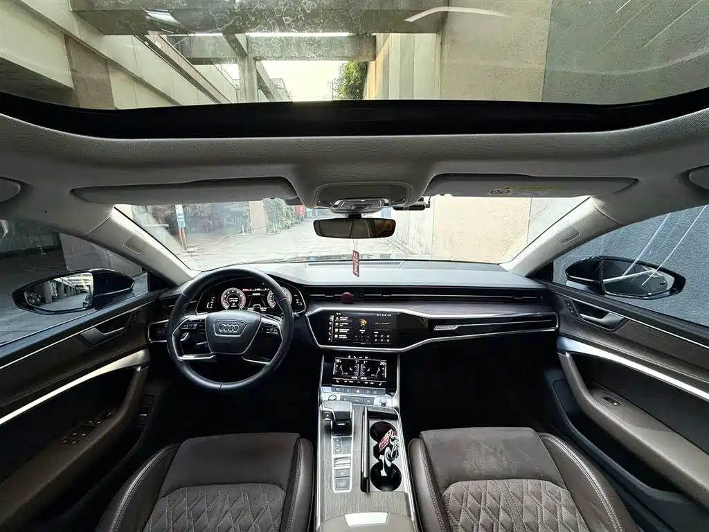 Audi A7L 2022 45 TFSI quattro S-line Paladin фото 6