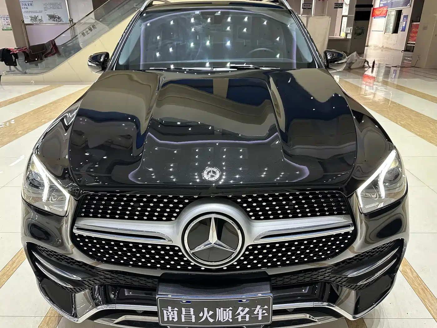 Mercedes-Benz GLE 2023 GLE 450 4MATIC Luxury фото 4