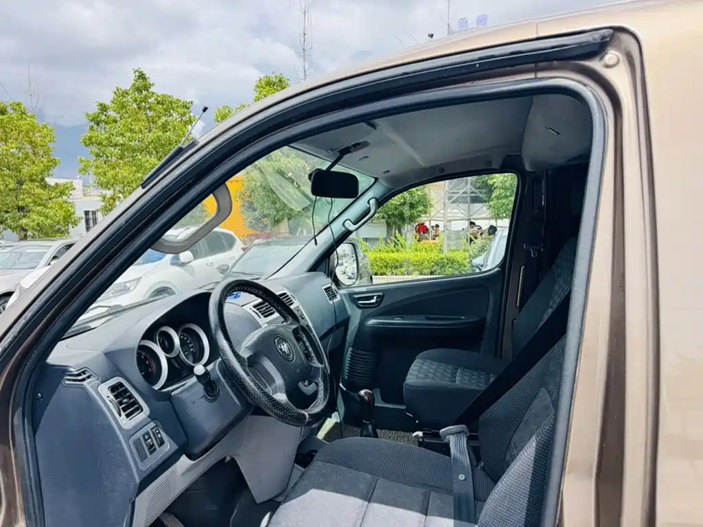 Foton Mopaike E 2018 2017 2.0L New Express Long Wheelbase 4Q20M