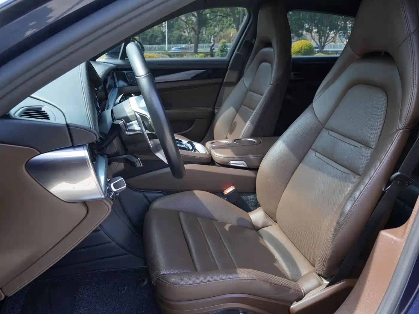 Porsche Panamera 2017 Panamera Executive Long Wheelbase 3.0T фото 5