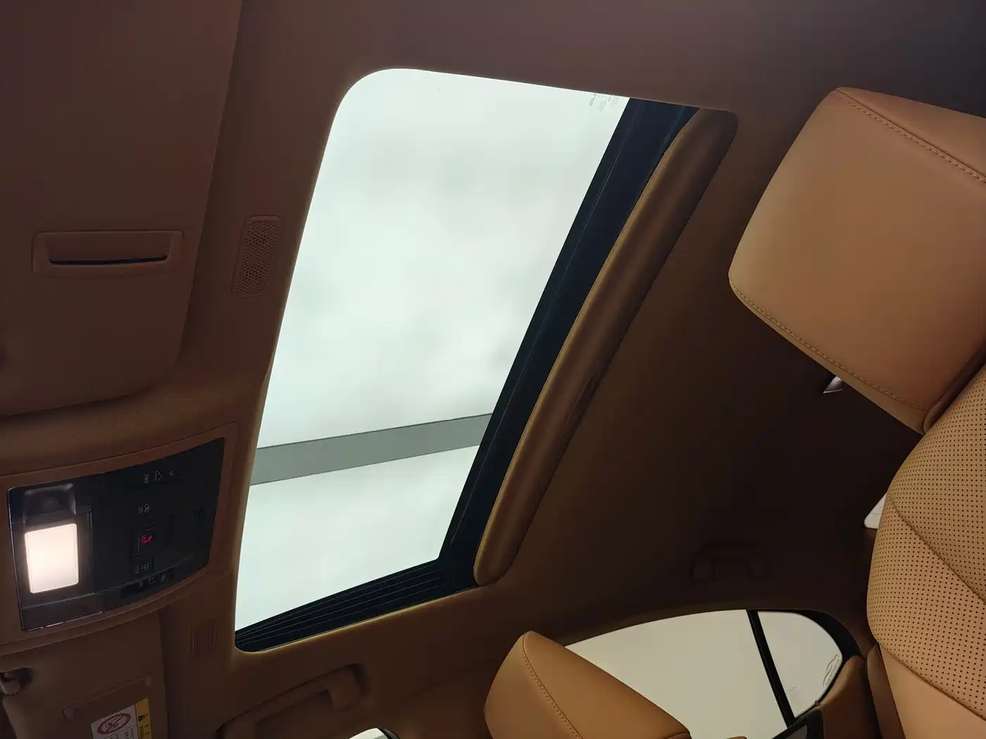 Lexus ES 2026 2025 200 Ultimate Edition