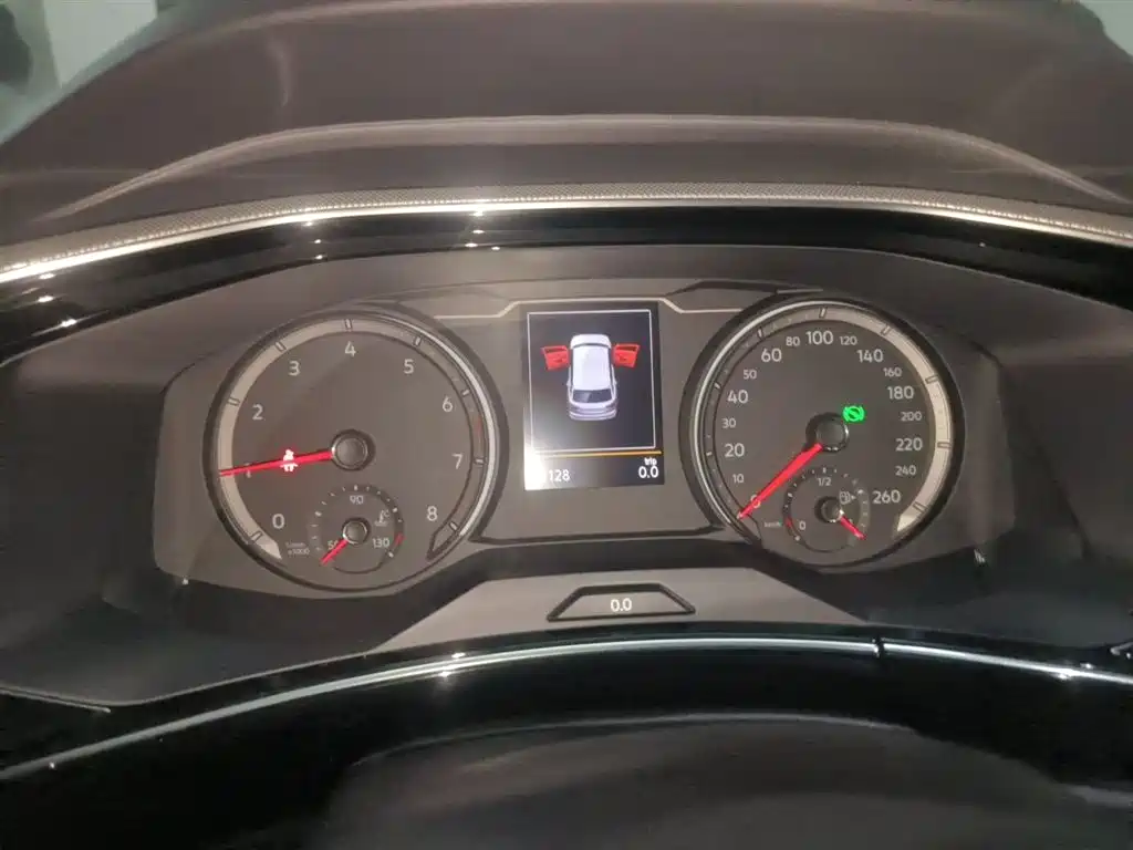 Volkswagen Tayron 2019 330TSI 2WD Luxury China VI фото 4