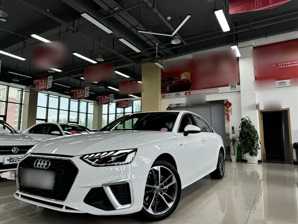 Audi A4L 2020 40 TFSI Fashion Dynamic Edition фото 2