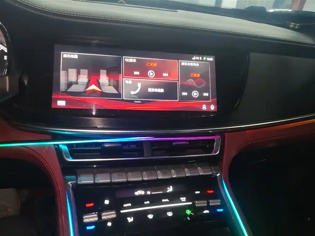 Фото 9 - Changan CS85 COUPE