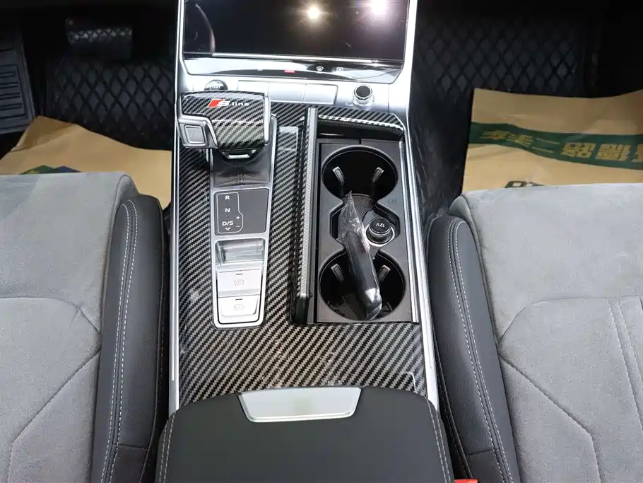 Audi A6L 2023 Facelift 40 TFSI Luxury Dynamic фото 26