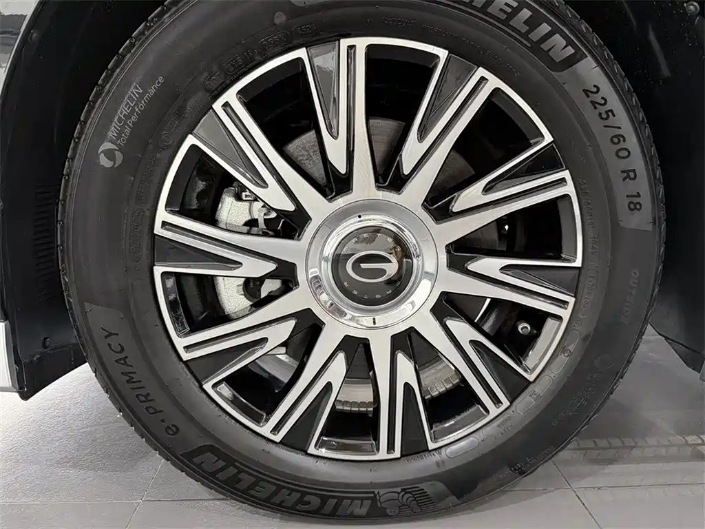 GAC Trumpchi Trumpchi E9 2026 2025 Model E9 Super Fast Charging Champion