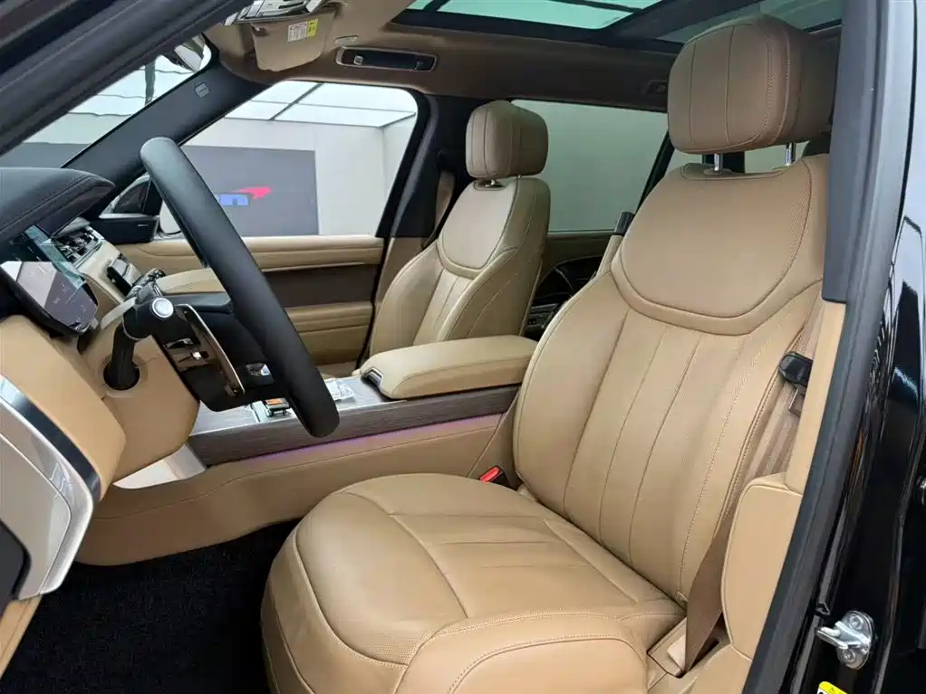 Land Rover Range Rover 2025 3.0 L6 400PS Flourishing Era Extended Wheelbase фото 5