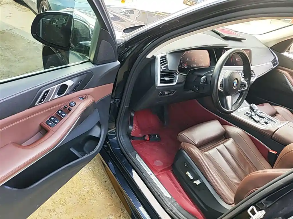 BMW X5 (Import) 2020 xDrive30i M Sport Package фото 16