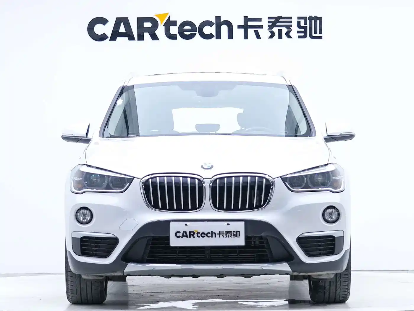 BMW X1 2019 sDrive18Li Premium Model фото 5