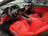 Photo 8 - Ferrari GTC4Lusso