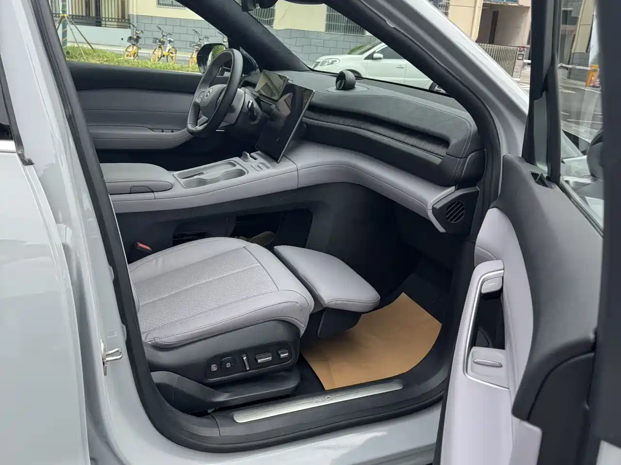 NIO EC6 2023 75kWh фото 8