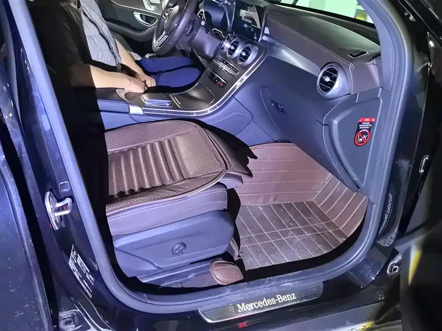 Mercedes-Benz GLC 2020 GLC 300 L 4MATIC Luxury фото 8